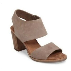 Sincerely Jules Tan Block Heel Sandals